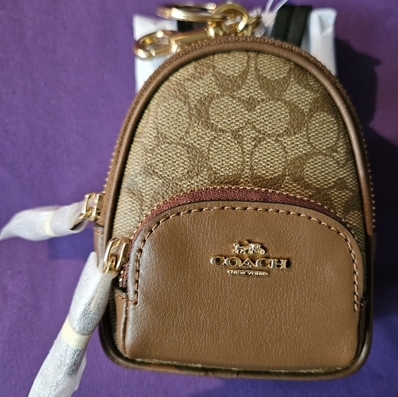 Coach bag charms - Picture 4 of 14